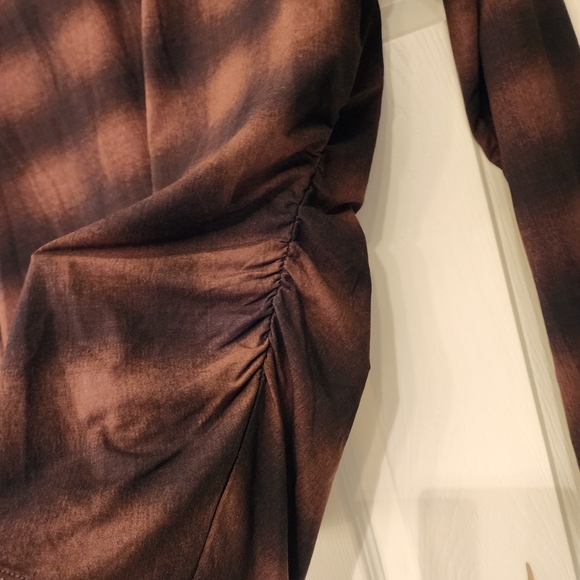 VINCE Long-sleeved Crewneck Ruched Side Top In Blk/Brown Size XL - Picture 8 of 12